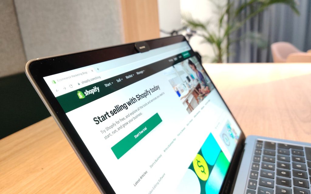Shopify Polska – platforma najpopularniejszych sklepów internetowych